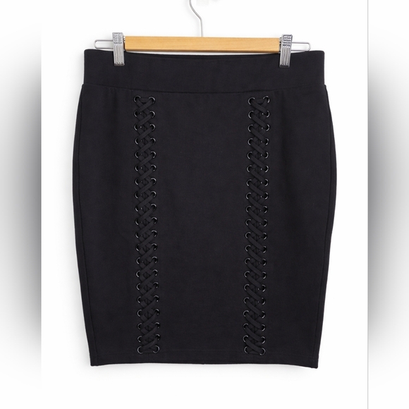 torrid Dresses & Skirts - Torrid Black Lace-Up Mini Skirt Size 00 Stretch Bodycon Goth